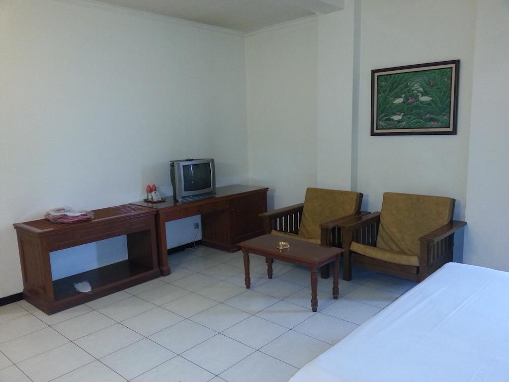 Hotel Fortuna Surabaya Dış mekan fotoğraf